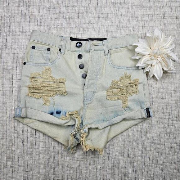 Oneteaspoon Vintage White Destroyed Button Fly Shorts Size‎ 24 - Picture 1 of 11